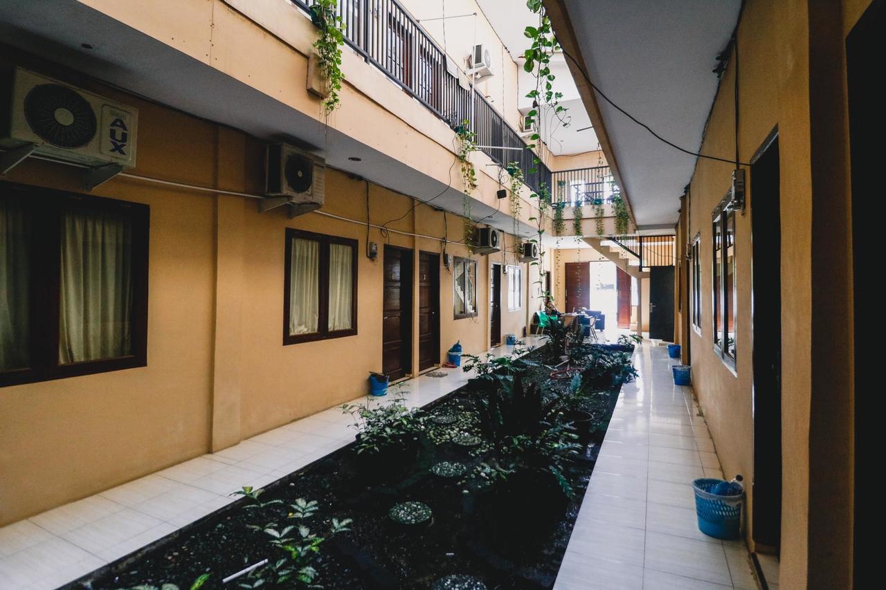 Hotel Reddoorz Near Jalan Gatot Subroto Medan Extérieur photo